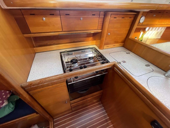 Bavaria Yachts 33 CRUISER usata in vendita