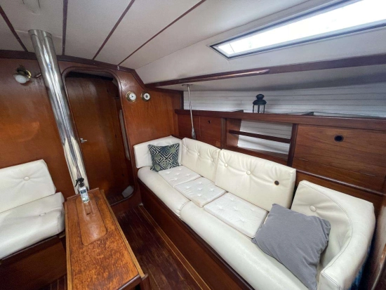 Beneteau First 38 usado à venda