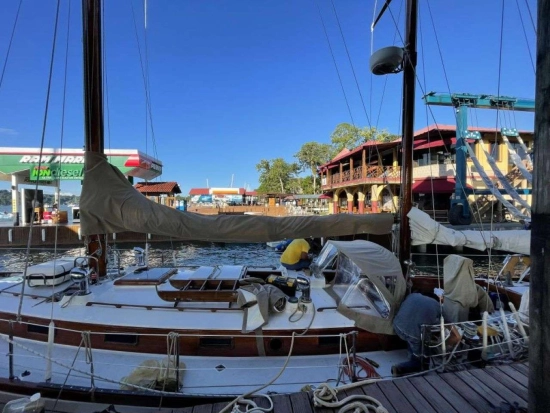 CHEOY LEE OFFSHORE 47 usado à venda