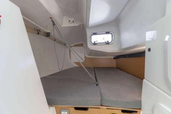 Jeanneau SUN FAST 3300 novos à venda