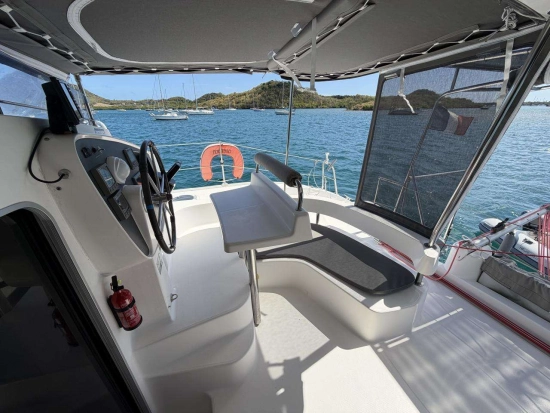 Fountaine Pajot LAVEZZI 40 de segunda mano en venta