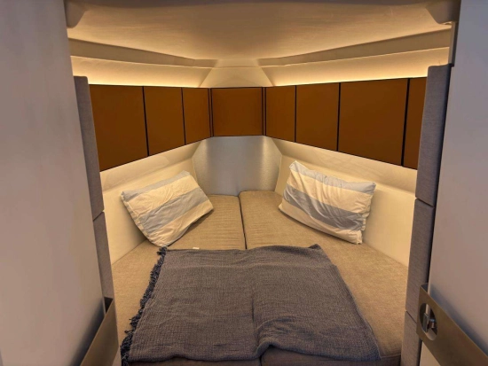 Italia Yachts 11.98 usata in vendita
