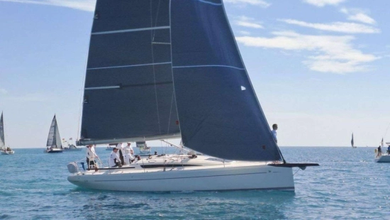 Italia Yachts 11.98 usata in vendita