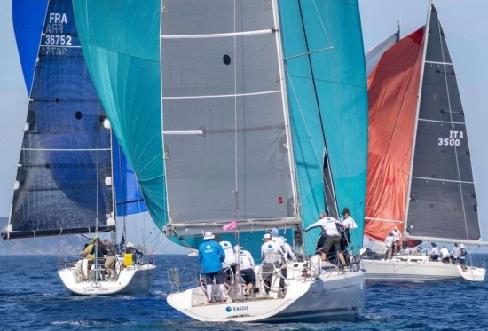 Italia Yachts 11.98 usata in vendita