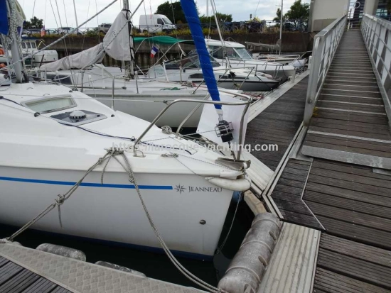 Jeanneau Sun Odyssey 24.2 usado à venda