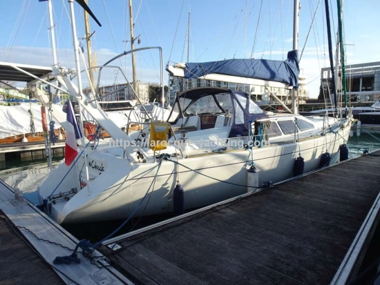 UNIVERSAL YACHTING 44 de segunda mano en venta