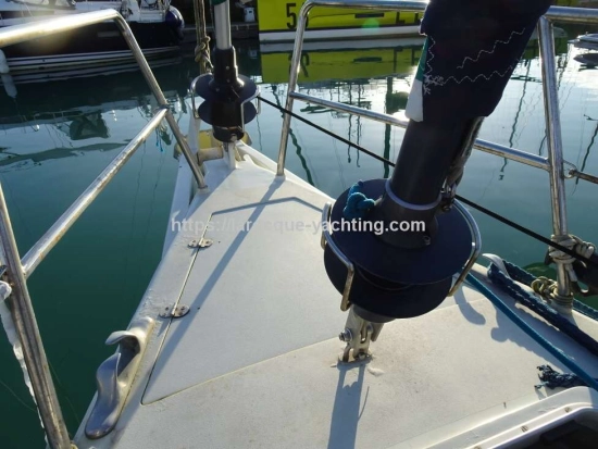 UNIVERSAL YACHTING 44 de segunda mano en venta