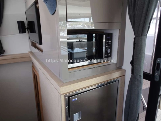 Fountaine Pajot SAONA 47 MAESTRO usata in vendita