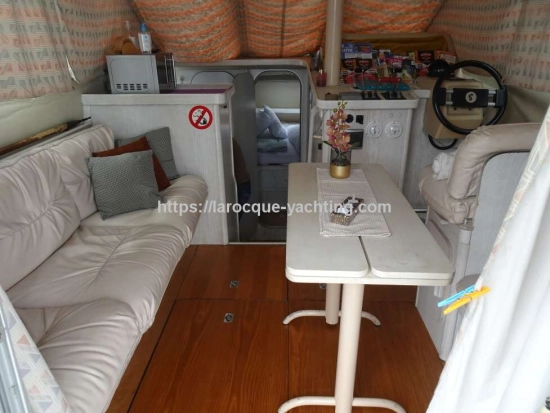 Beneteau Antares 10.20 usado à venda