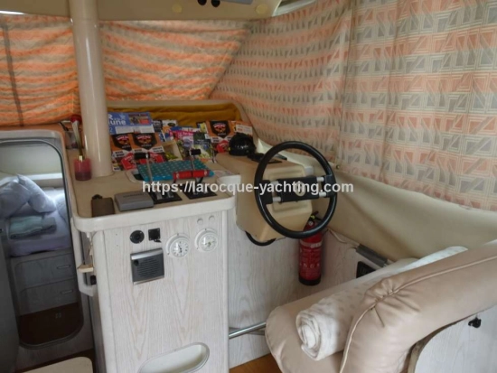 Beneteau Antares 10.20 usado à venda