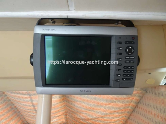 Beneteau Antares 10.20 usado à venda
