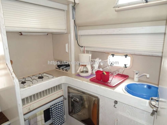 Beneteau Antares 10.20 usado à venda