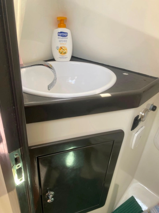 Altamarea DISCOVERY 28 de segunda mano en venta