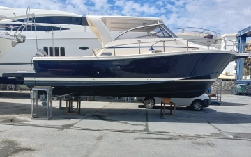 Cayman Yachts 30 WA usata in vendita