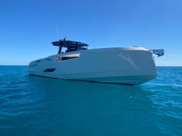 Cayman Yachts 400 WA nuova in vendita