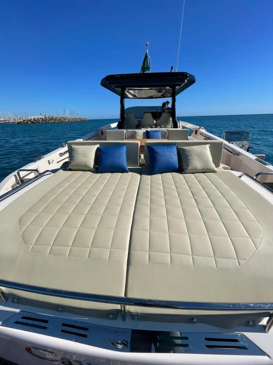 Cayman Yachts 400 WA nuevo en venta