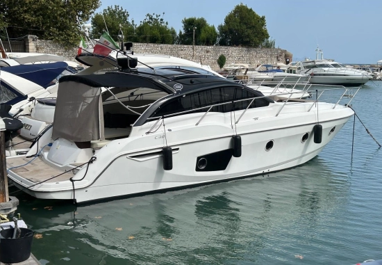 Sessa Marine C38 usata in vendita
