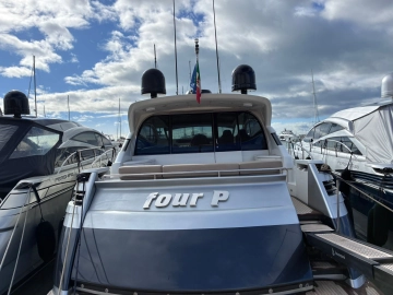Pershing 62 usata in vendita