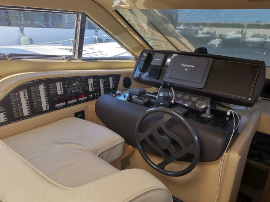 Ferretti 460 usata in vendita
