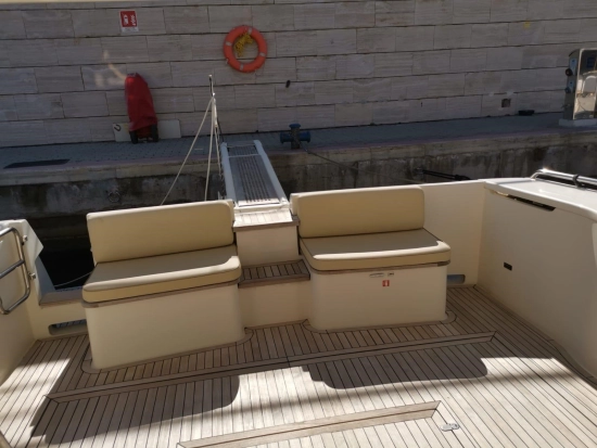 Ferretti 460 usata in vendita
