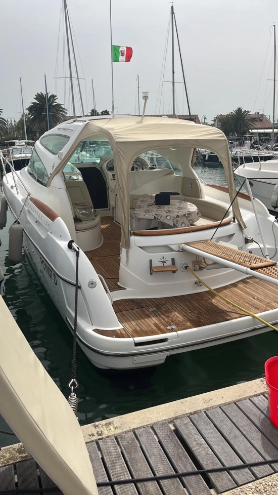 Jeanneau Prestige 34 S de segunda mano en venta