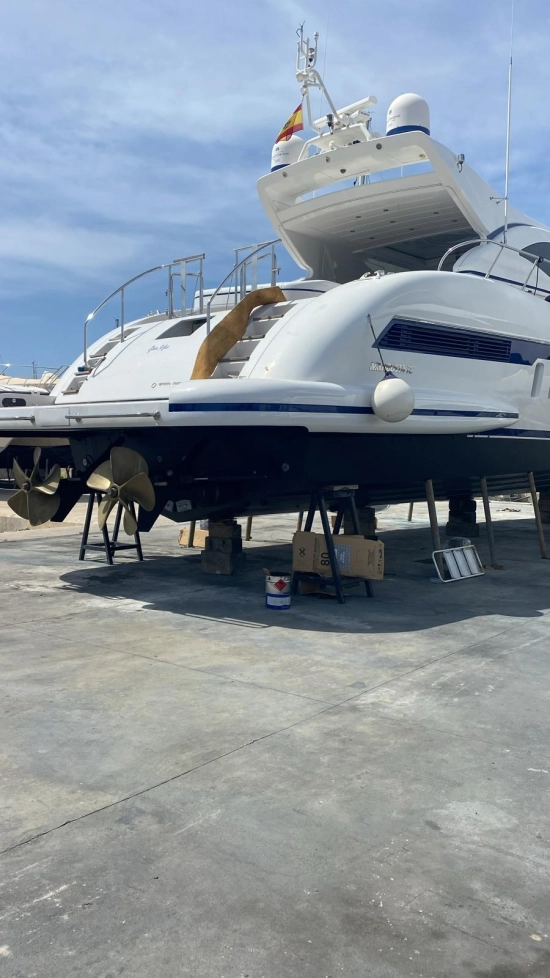 Overmarine Mangusta 72 Open usata in vendita