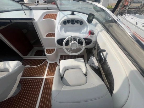 Regal 2450 LSC usata in vendita