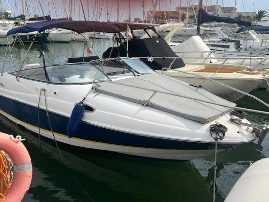 Regal 2450 LSC usata in vendita