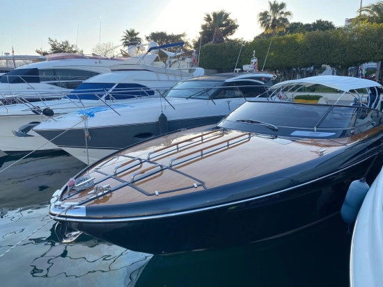Riva 44 RIVARAMA usata in vendita
