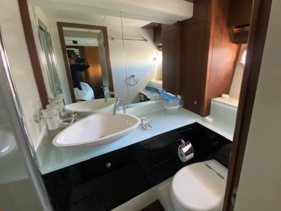 Sunseeker Predator 64 usata in vendita