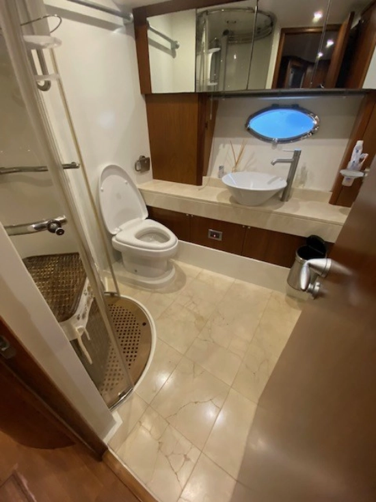 Sunseeker Predator 72 usata in vendita