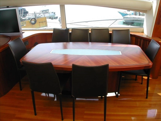 Sunseeker Predator 82 usata in vendita