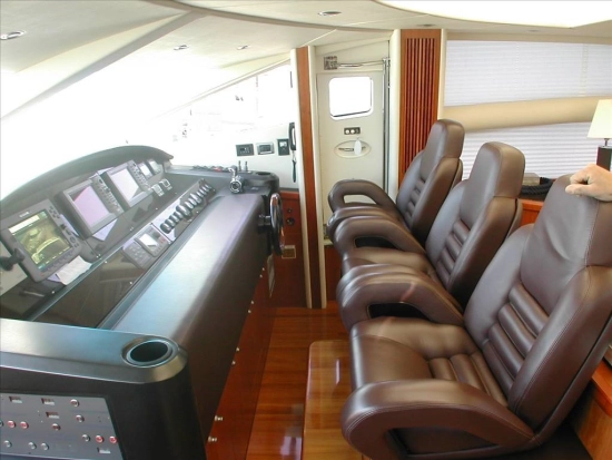 Sunseeker Predator 82 usata in vendita