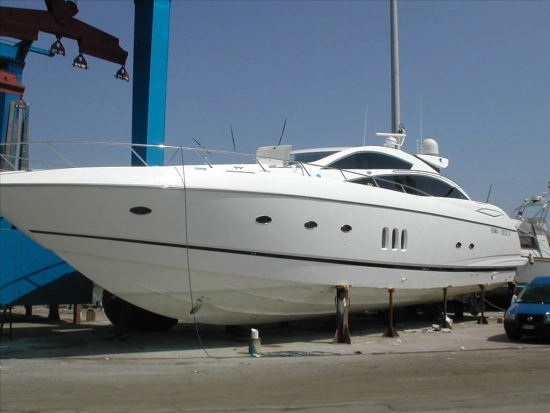 Sunseeker Predator 82 usata in vendita
