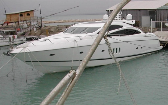 Sunseeker Predator 82 usata in vendita