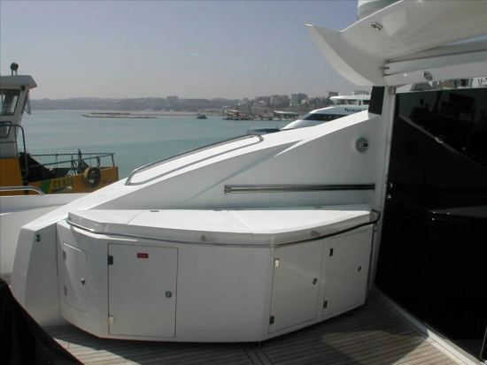 Sunseeker Predator 82 usata in vendita
