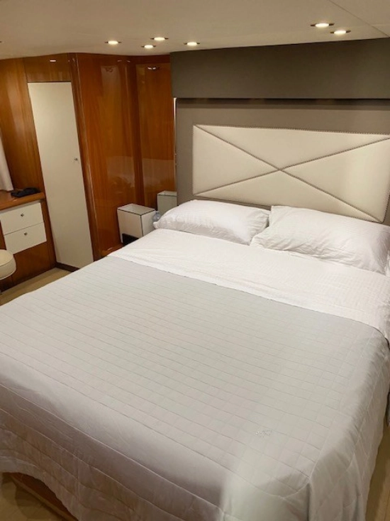 Sunseeker Predator 68 usata in vendita