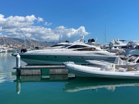 Sunseeker Predator 68 usata in vendita