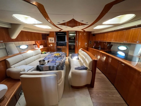 Sunseeker Predator 75 usata in vendita
