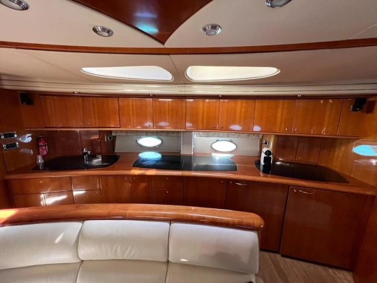 Sunseeker Predator 75 usata in vendita
