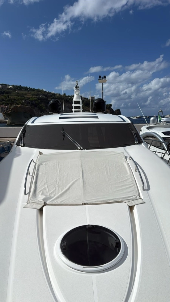 Sunseeker Predator 62 usata in vendita