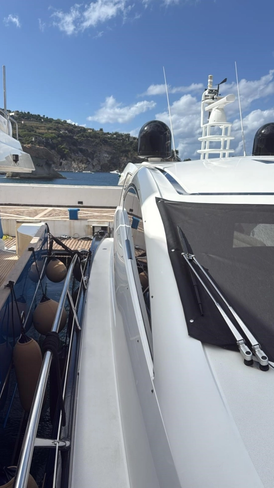 Sunseeker Predator 62 usata in vendita