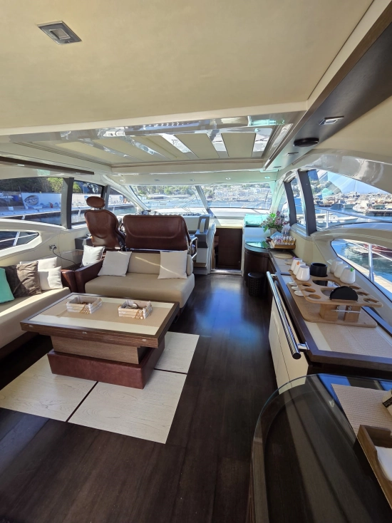 Azimut 62S usata in vendita