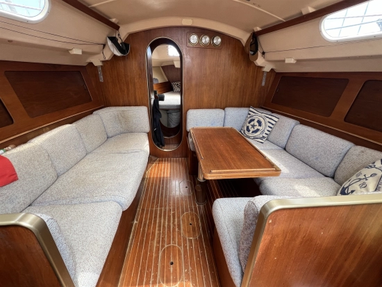 Comar Yachts COMET 1050 usado à venda