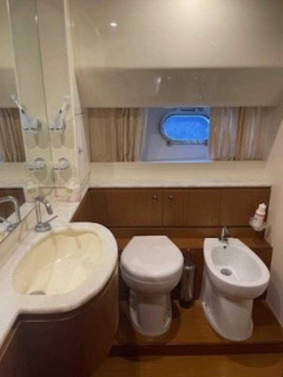 Ferretti 681 de segunda mano en venta