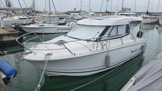 Jeanneau Merry Fisher 755 usado à venda
