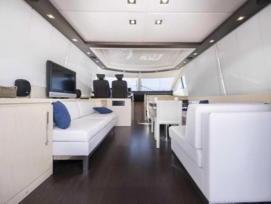 Uniesse 65 SPORT de segunda mano en venta