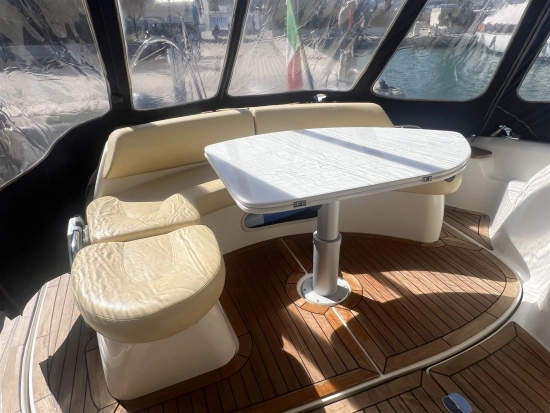 Cranchi Mediterranee 43 Hard Top usado à venda