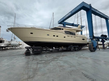 Ferretti ALTURA 690 usado à venda