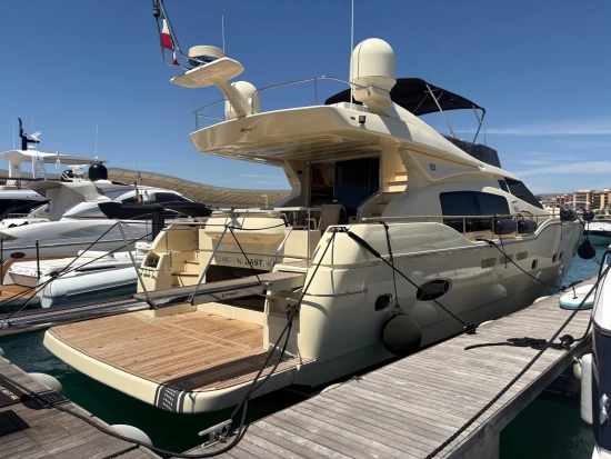 Ferretti ALTURA 690 usado à venda